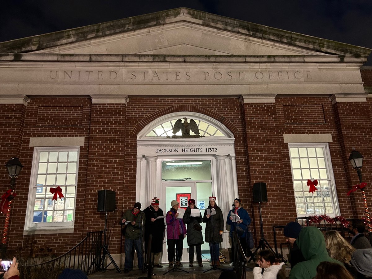 Annual Holiday Post Office Lighting